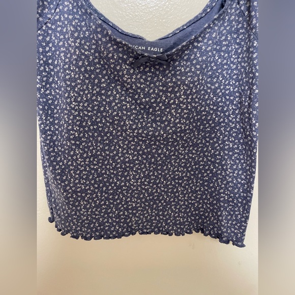 ✨American Eagle Floral Crop Top Size S - Picture 2 of 8